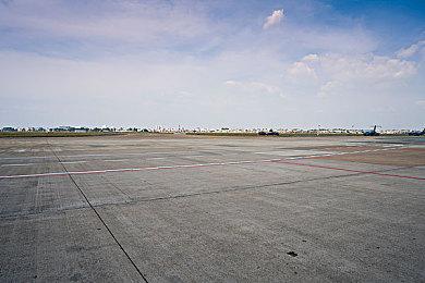 在《龙鳞化身》被取消后 白金工作室立即投入了《猎天使魔女3》的开发